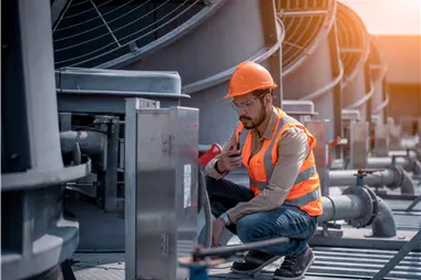 Zu Blogartikel 'Fachausbildung Installations- und Gebäudetechnik: Zum Lehrabschluss auf dem zweiten Bildungsweg | WIFI Blog' wechseln