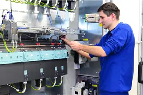 Arbeiten unter Spannung