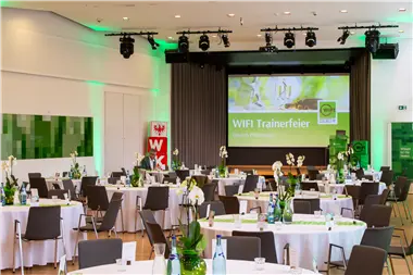 Zu Blogartikel 'Trainerfeier April 2026 | WIFI Blog' wechseln
