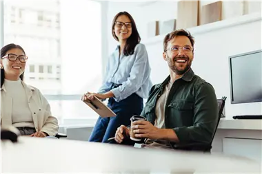 Zu Blogartikel 'Teamentwicklung und Führung: Wie ein Business Buddy Teams wirksamer macht' wechseln